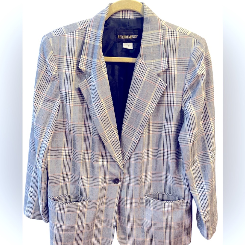 Red/Navy/White/Tan Print Fully Lined Blazer by Requirements. Size = 12